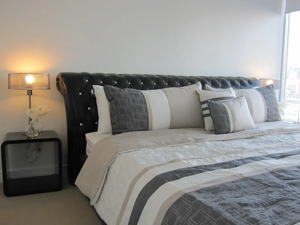 Hydewest - Iceboat Terrace Furnished Townhome Toronto Semesterbostad