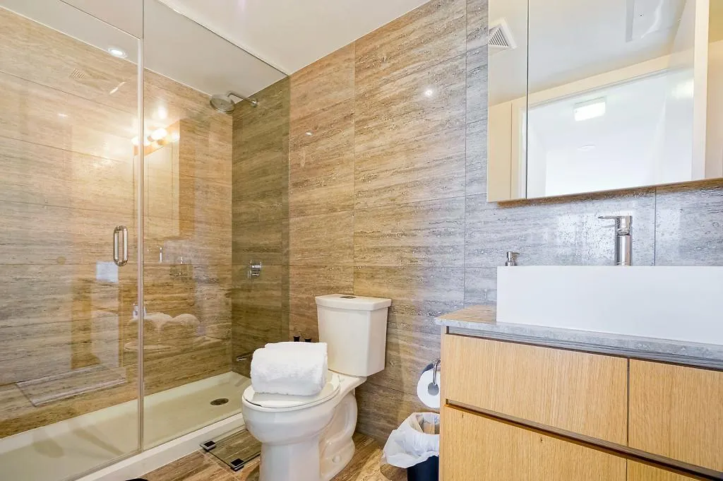 Hydewest - Iceboat Terrace Furnished Townhome Toronto Kanada