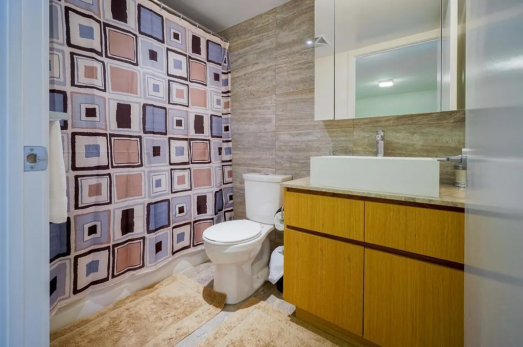 Hydewest - Iceboat Terrace Furnished Townhome Toronto 0*,  Kanada