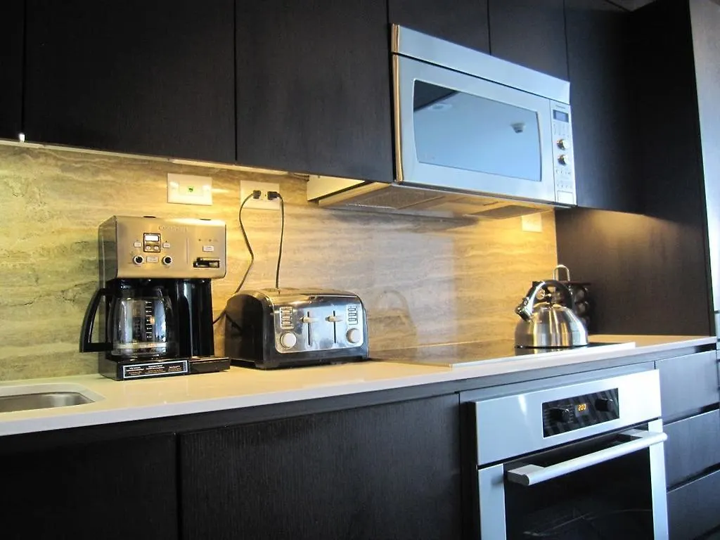 Holiday home Hydewest - Iceboat Terrace Furnished Townhome Toronto