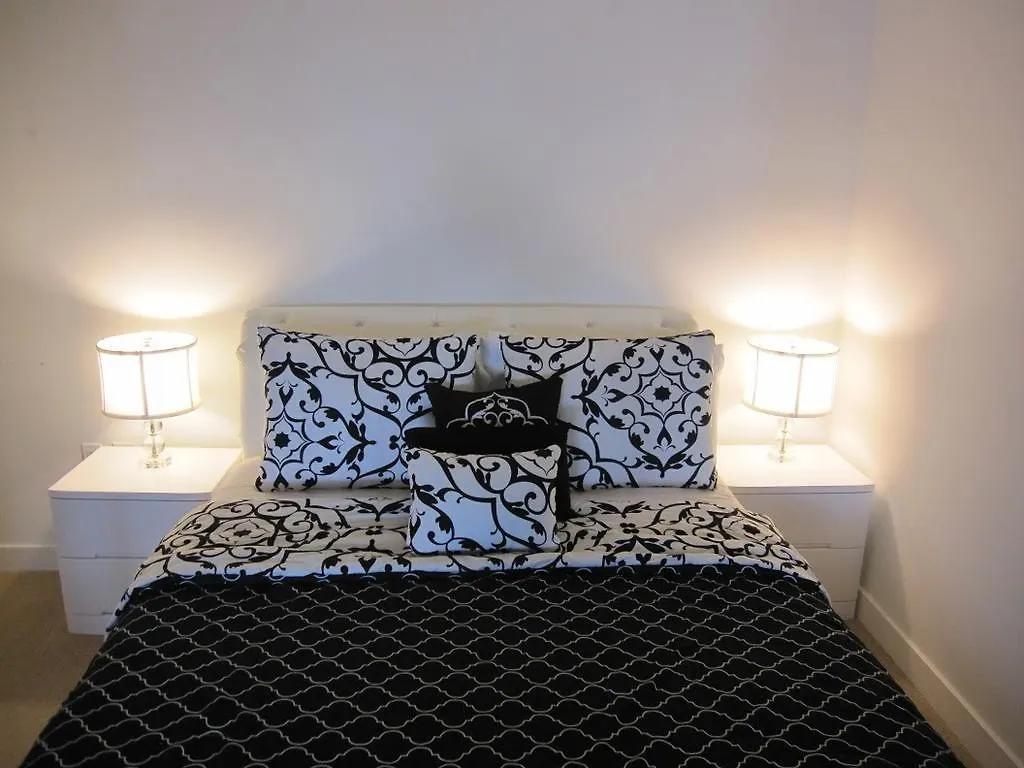 Holiday home Hydewest - Iceboat Terrace Furnished Townhome Toronto